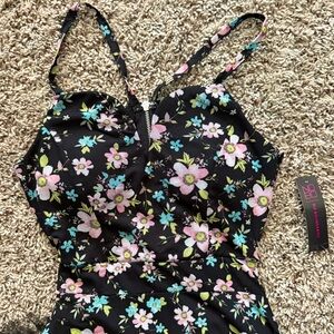 Floral dress NWT